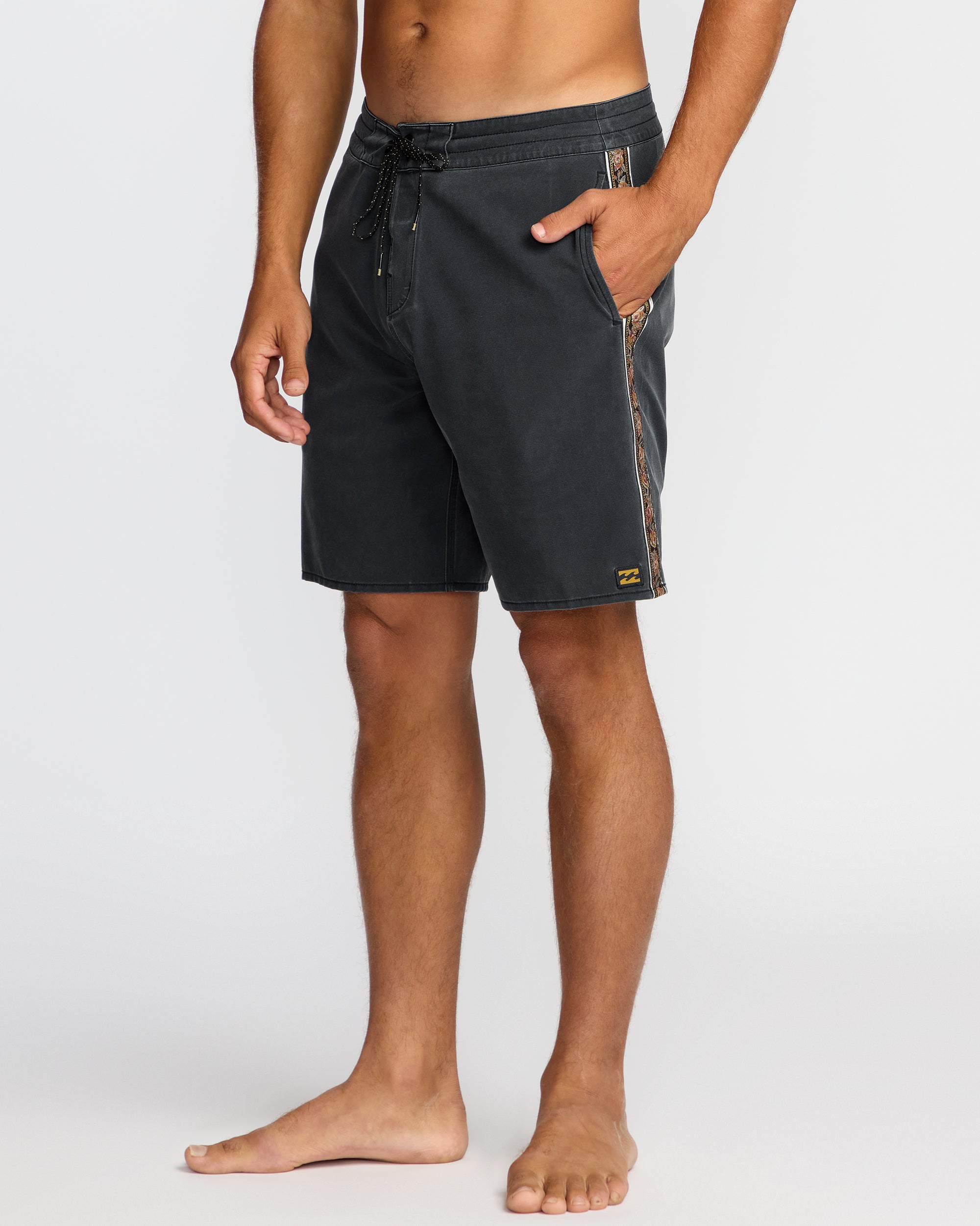 Wategos Lo Tide 19" Boardshorts - Phantom