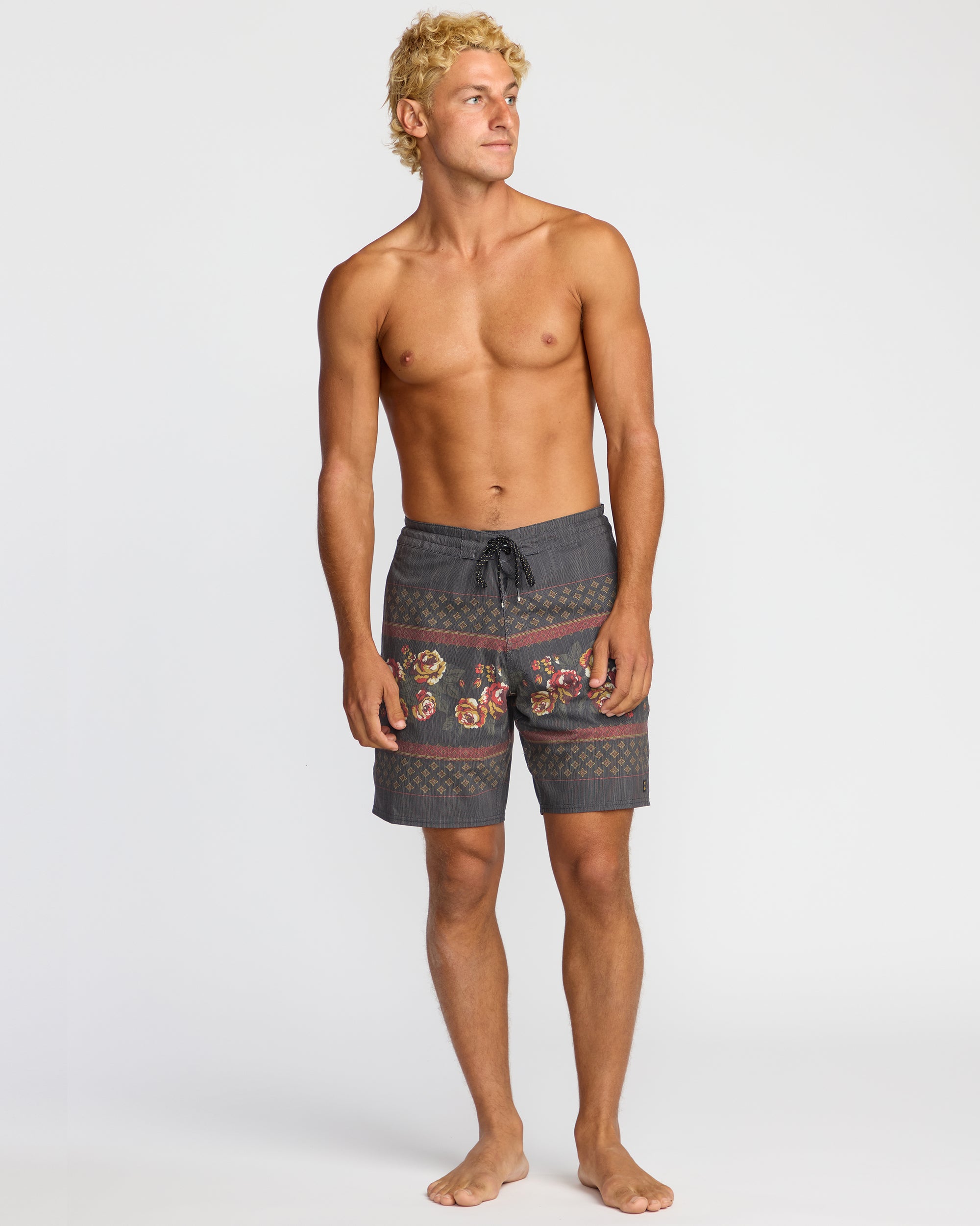 Sundays Lo Tide 19" Boardshorts - Black