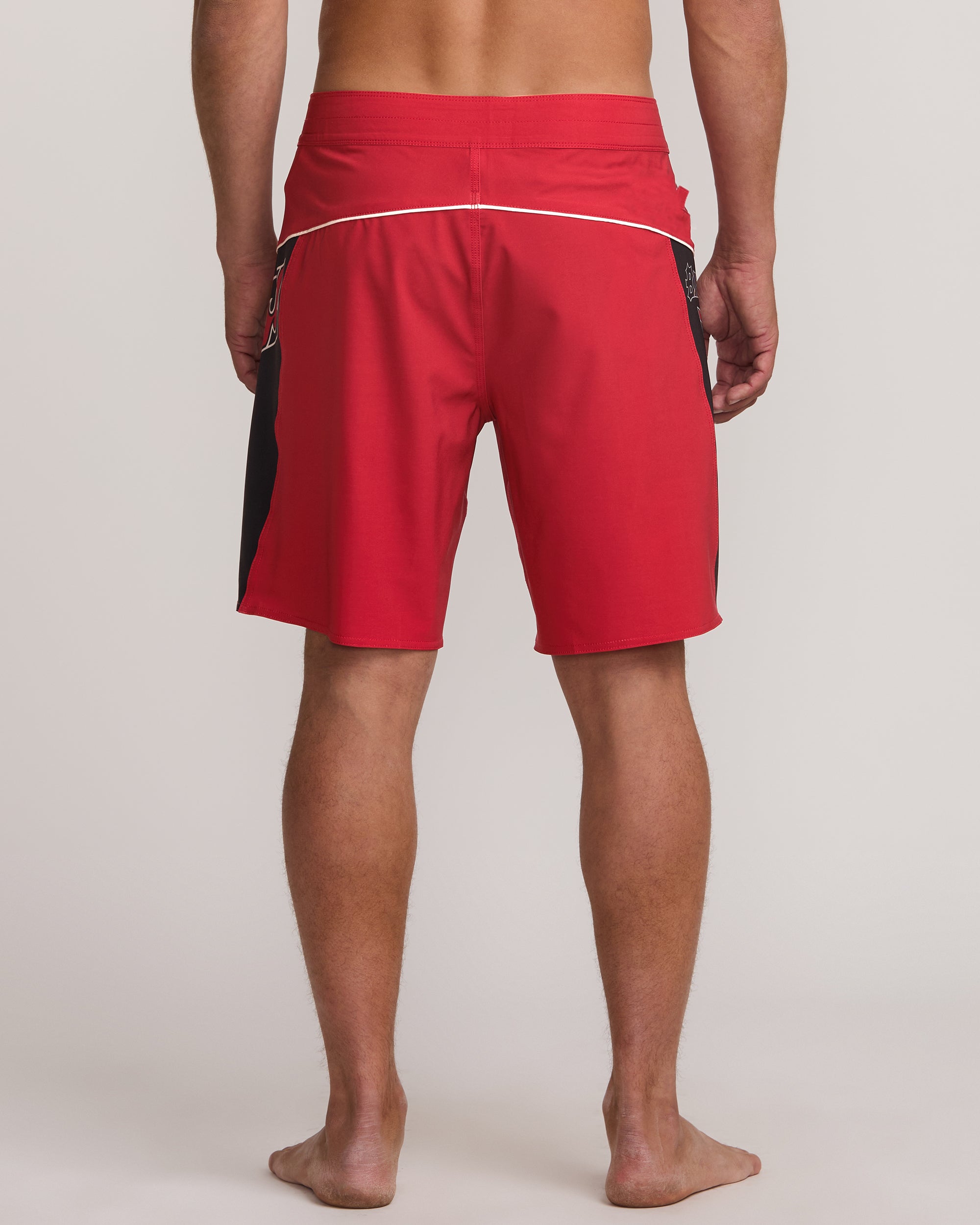 Straddie Pro Performance 20" Boardshorts - Scarlet