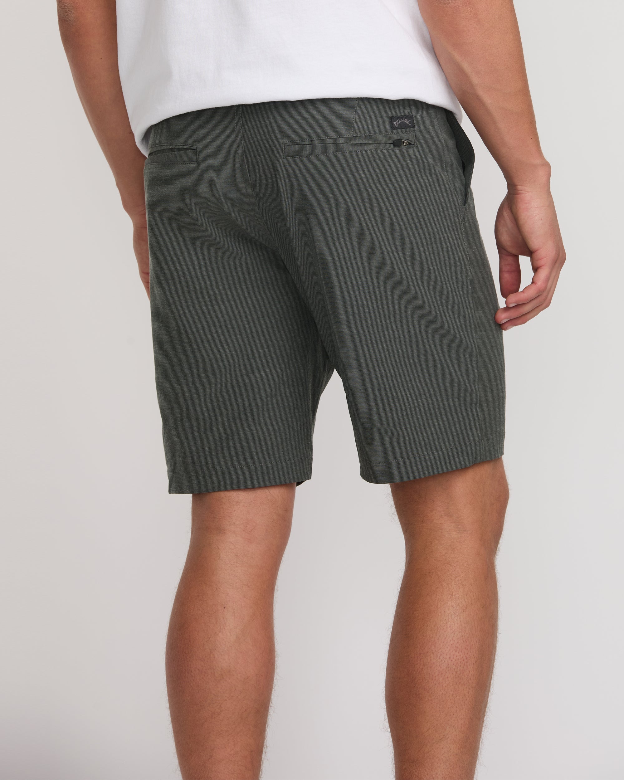 Crossfire Submersible 19" Hybrid Shorts - Asphalt