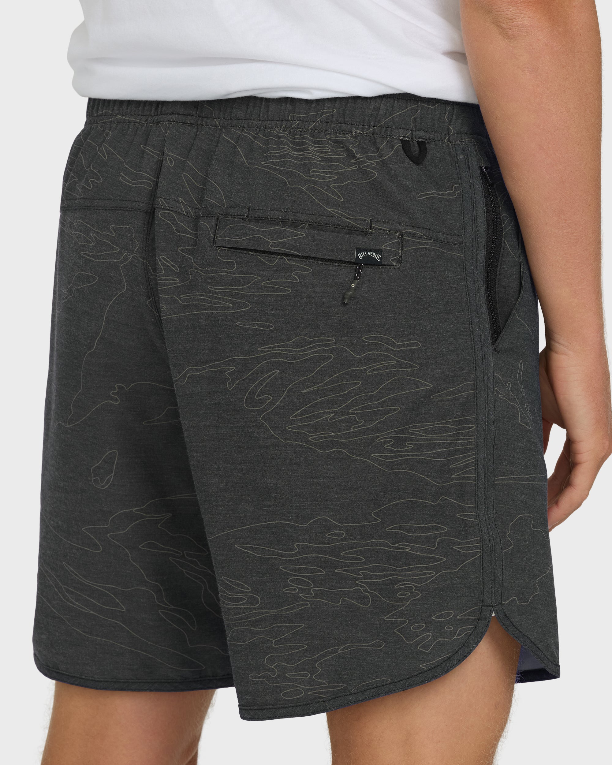 Surftrek Transit Elastic 17" Hybrid Shorts - Black Camo