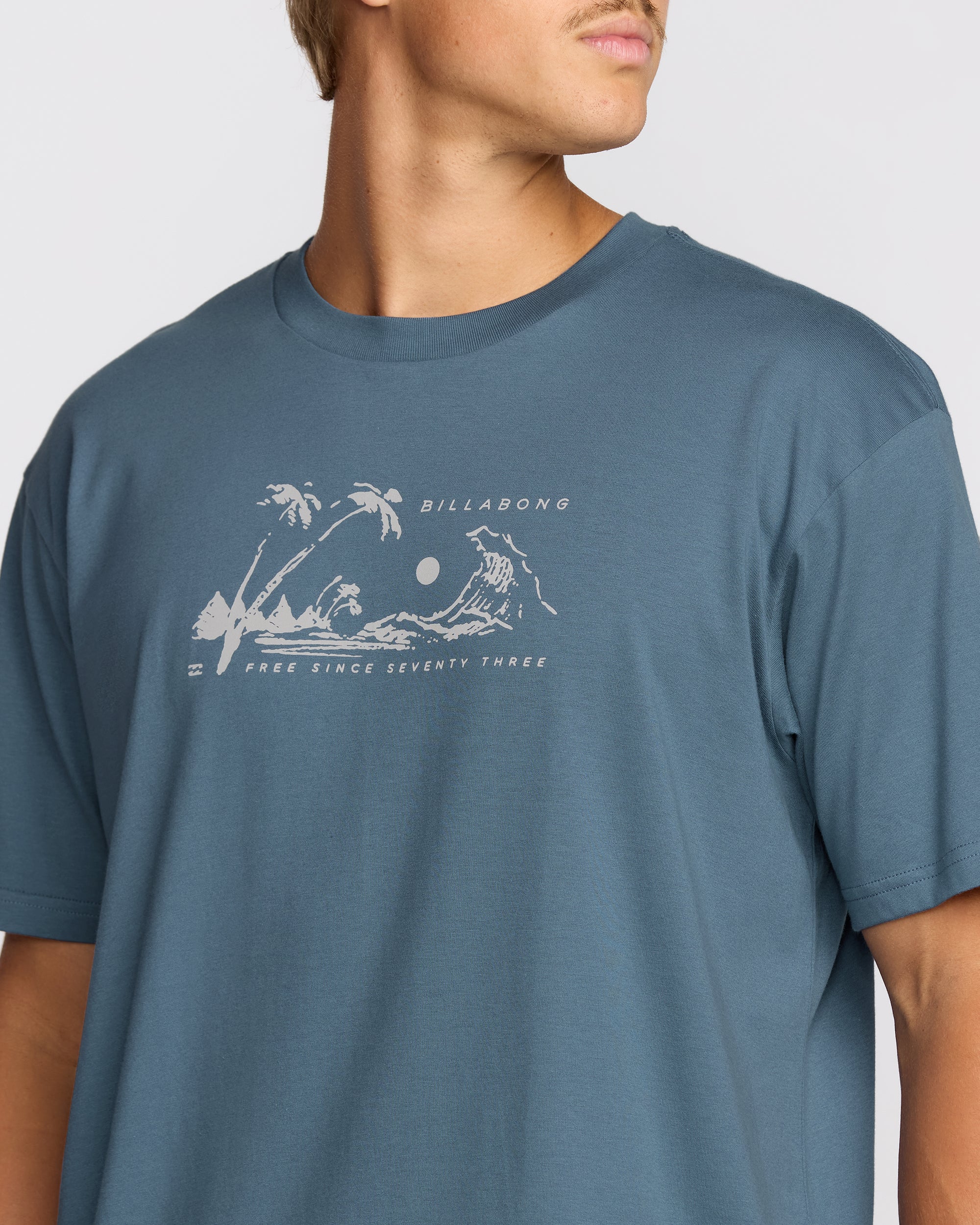 Beach Club Premium Short Sleeve T-Shirt - Steel Blue