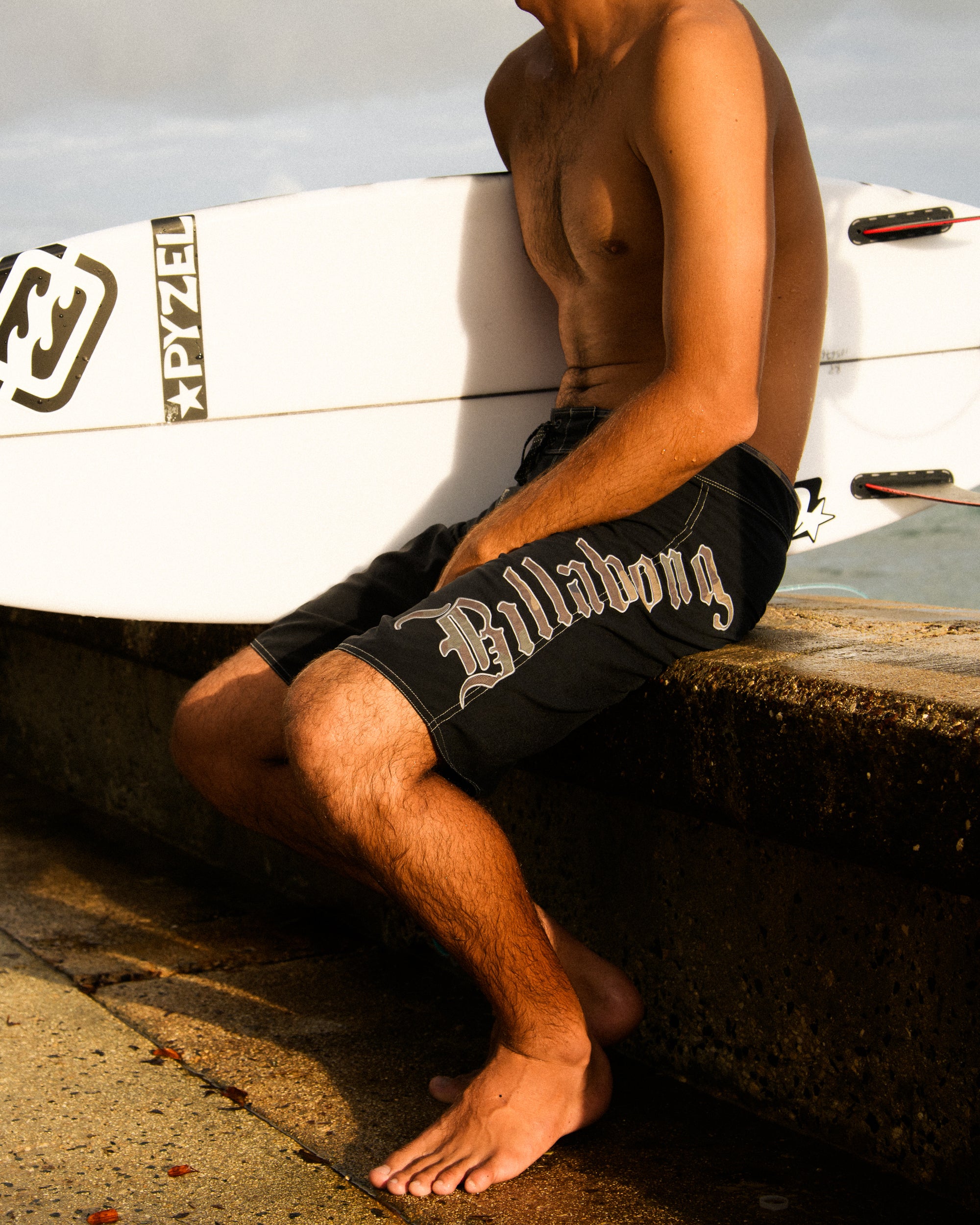 Temple Pro 22" Boardshorts - Black