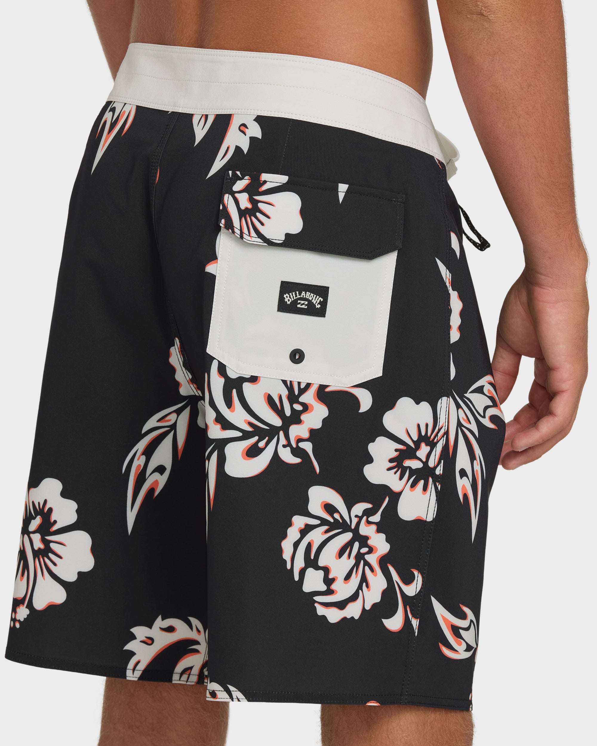 Sundays Pro 19" Boardshorts - Black
