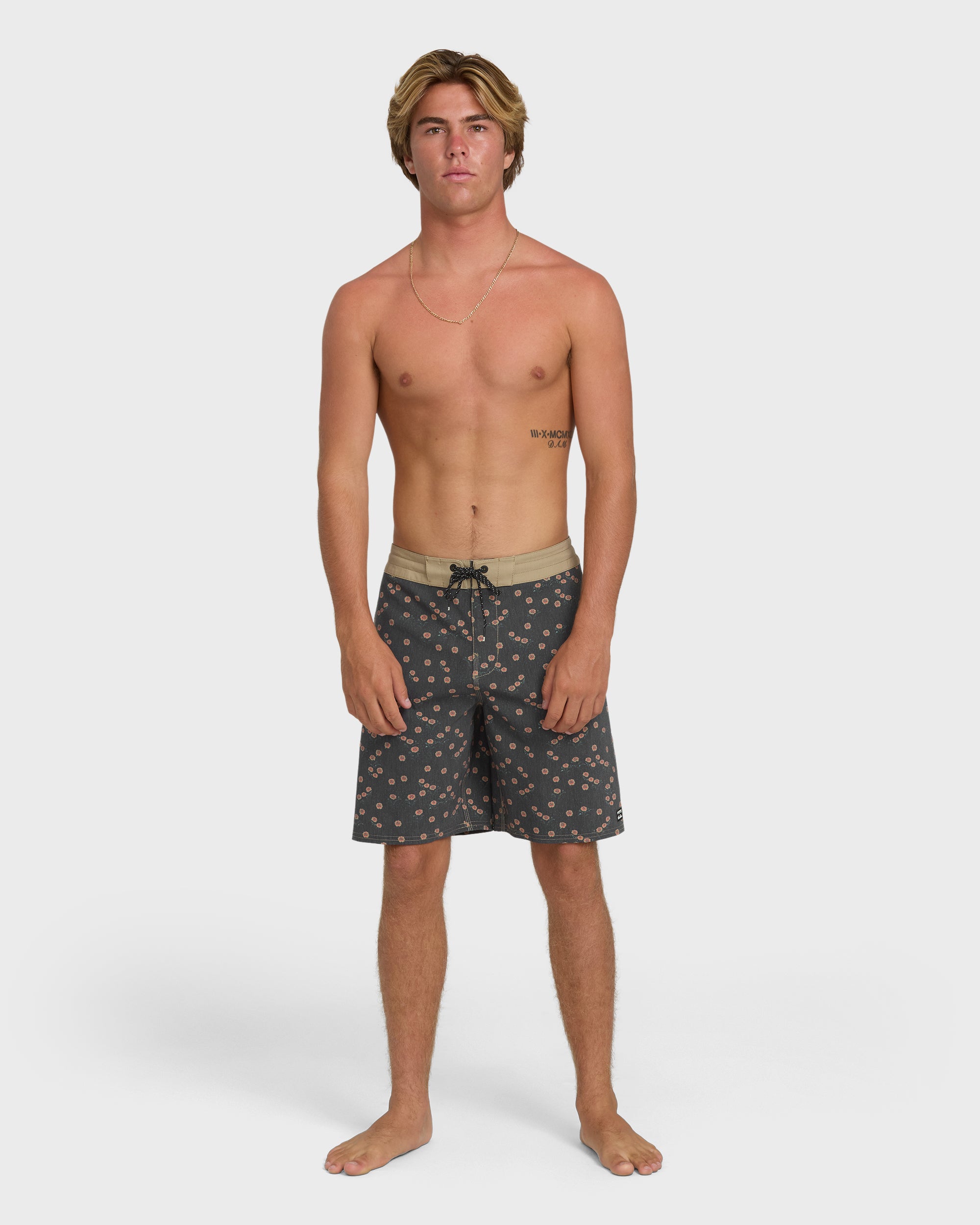 Sundays Lo Tide 18" Boardshorts - Black