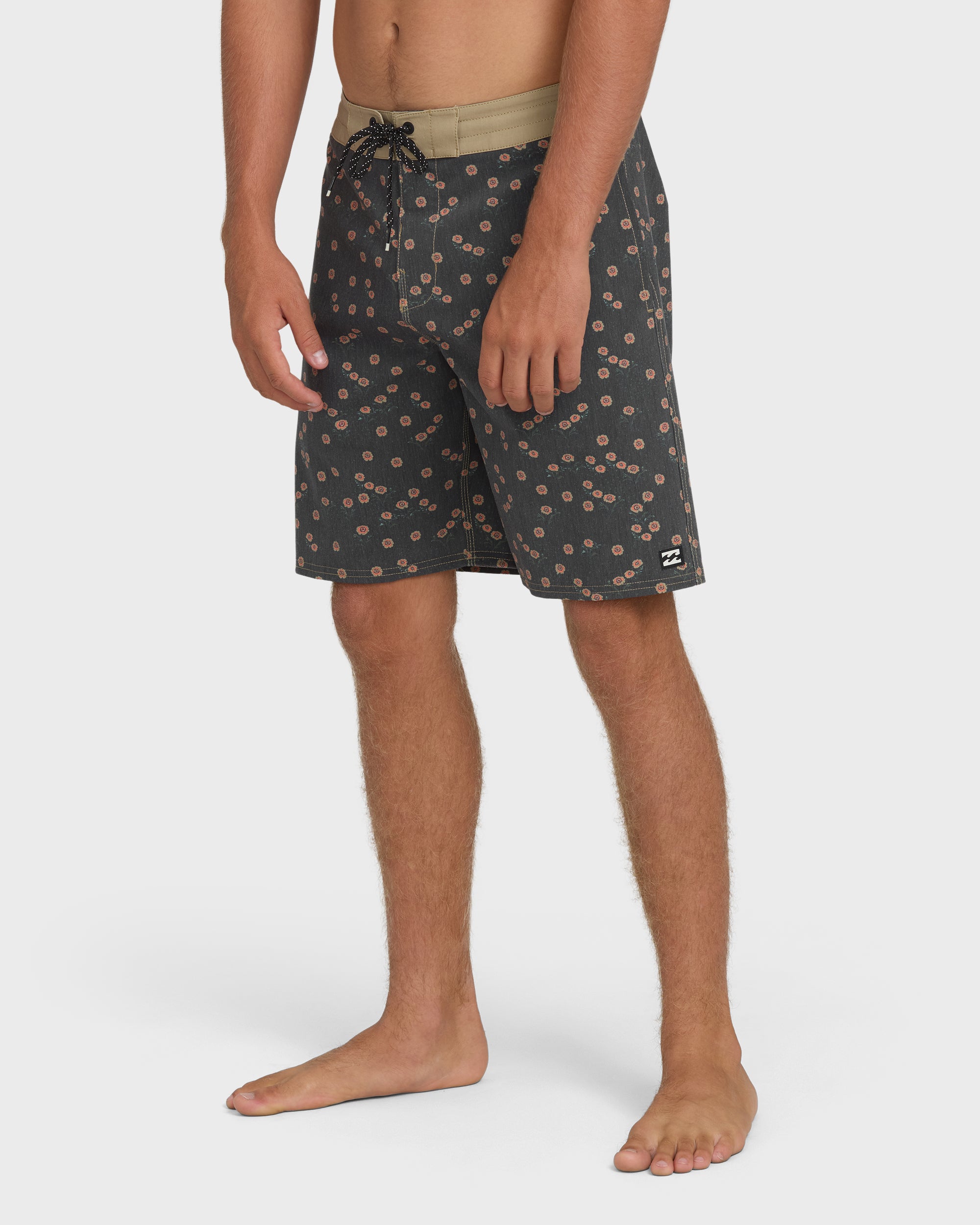Sundays Lo Tide 18" Boardshorts - Black