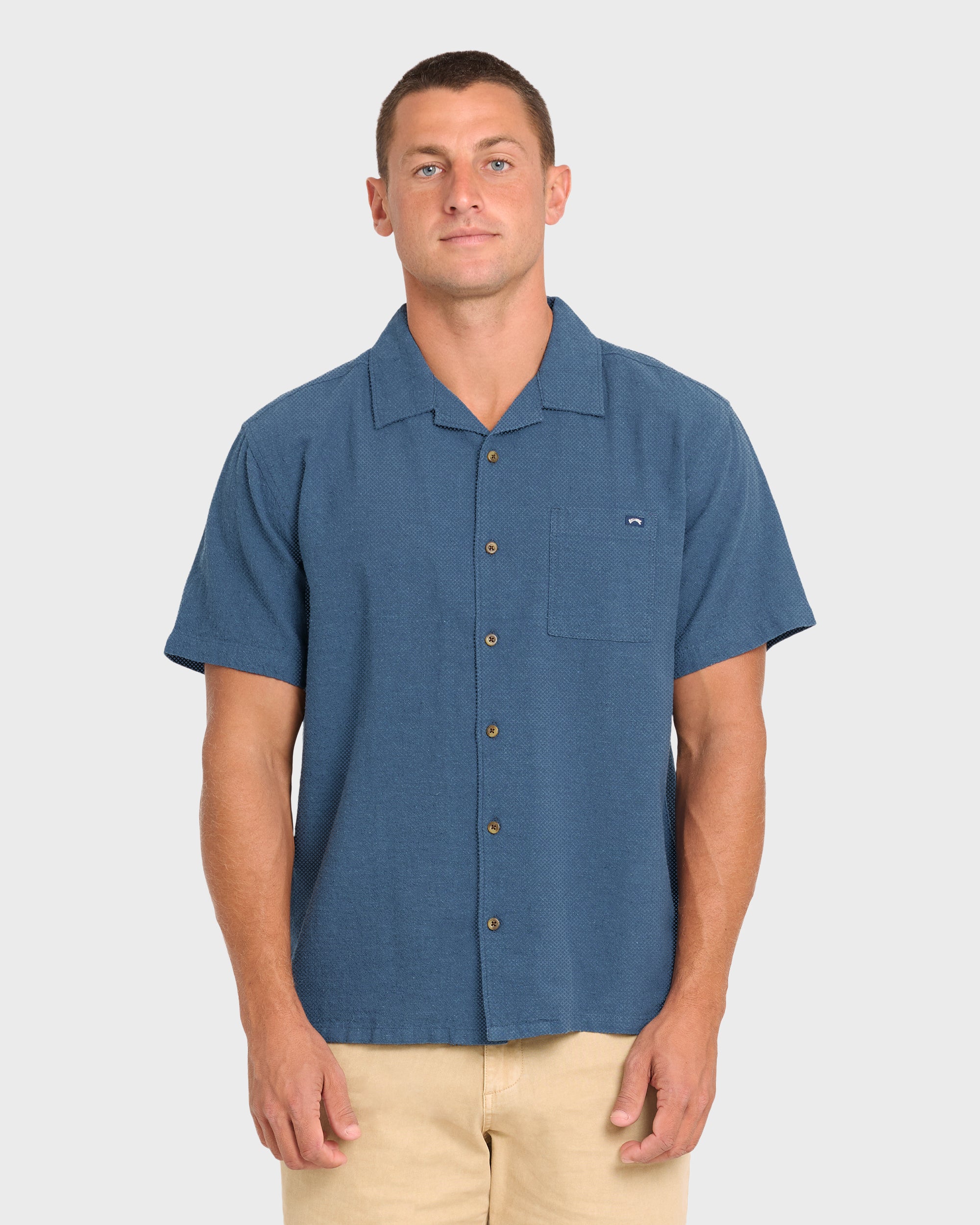 Victoria Vacay Short Sleeve Woven Shirt