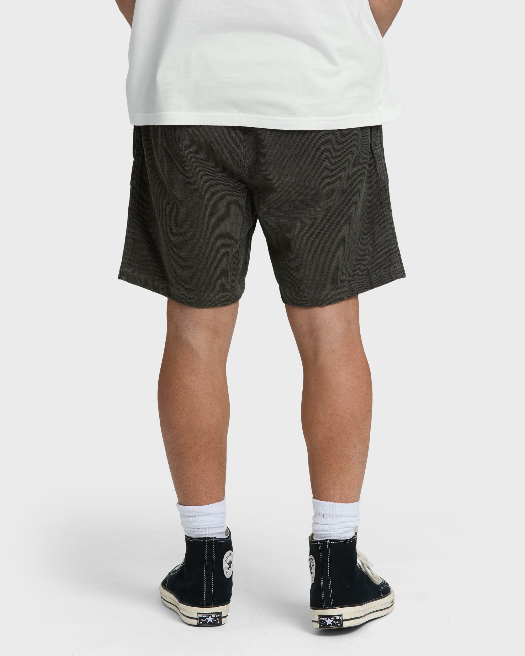 Larry Layback 17" Corduroy Shorts - Dark Gray