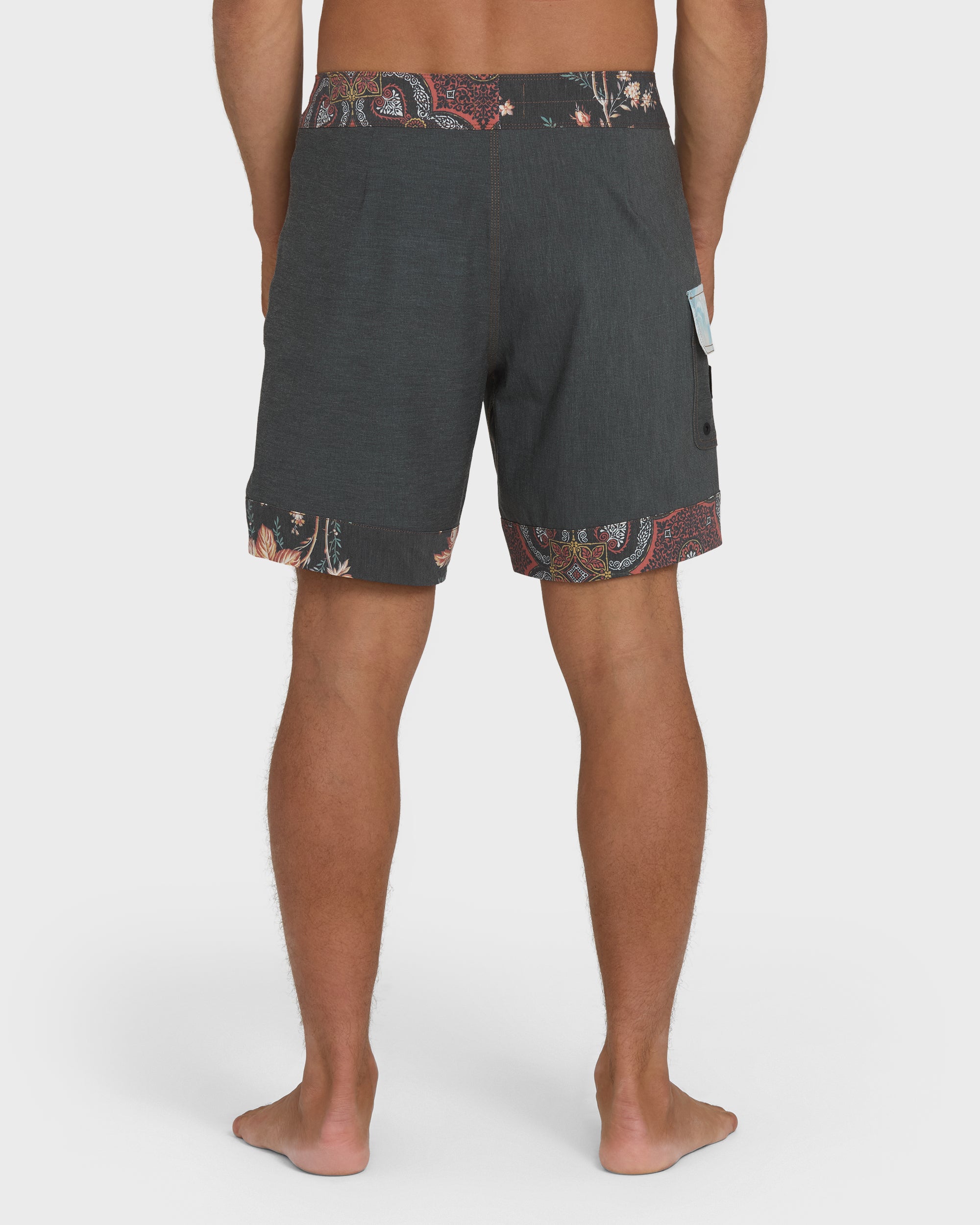 Glide Garage Pro 18" Boardshorts - Black