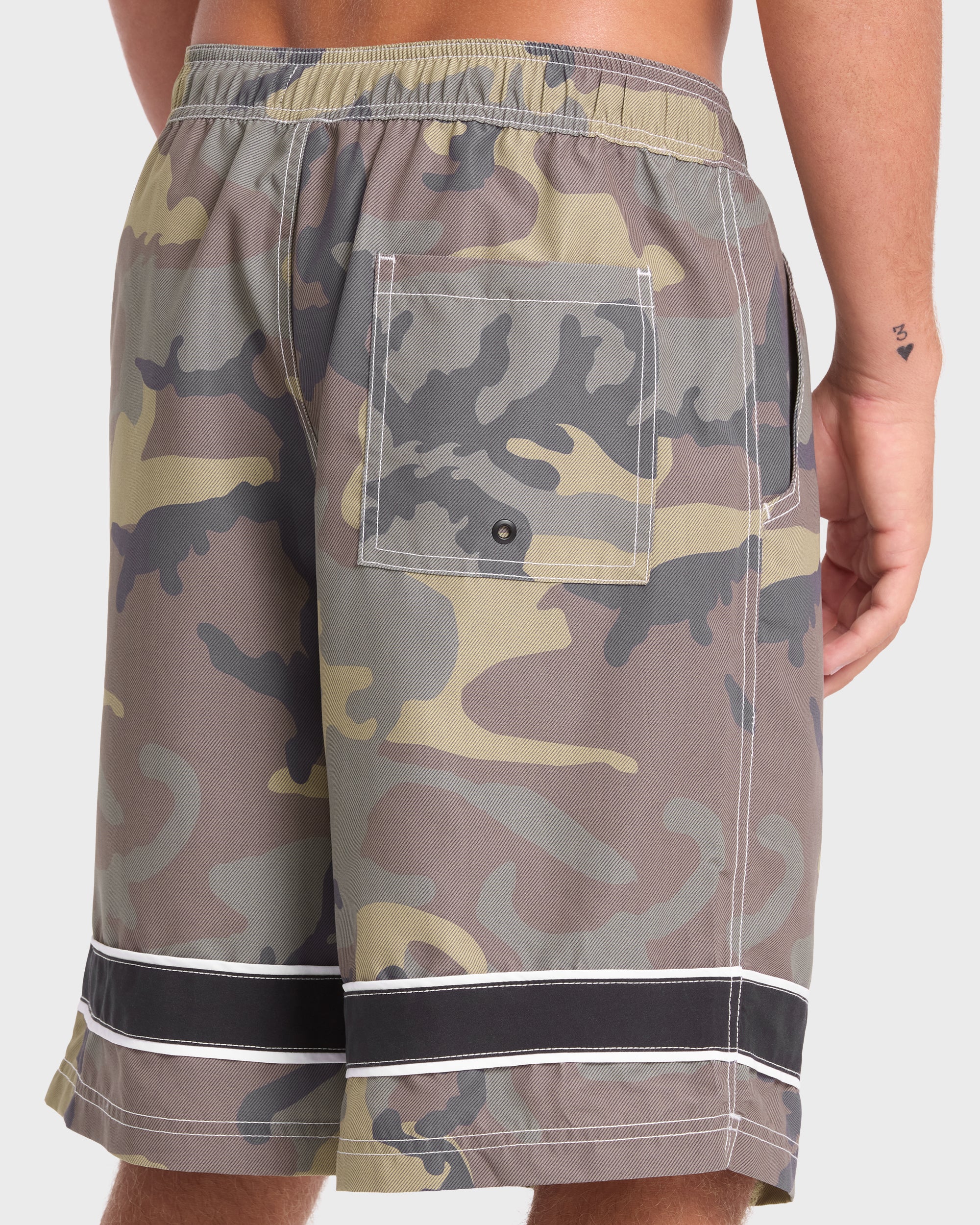 Throw On 2.0 Layback 21" Swim Trunks - Olive Camouflage