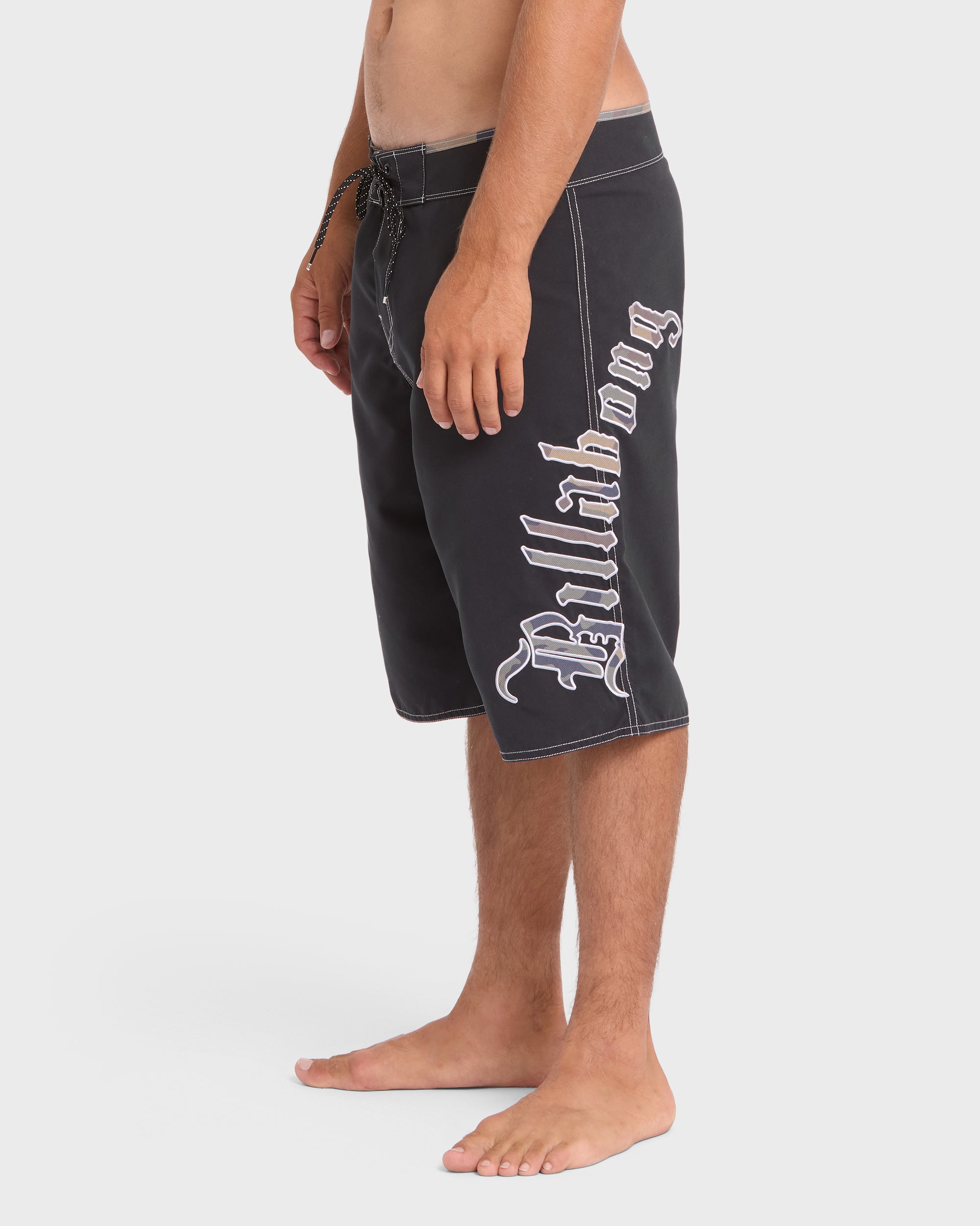 Temple Pro 22" Boardshorts - Black
