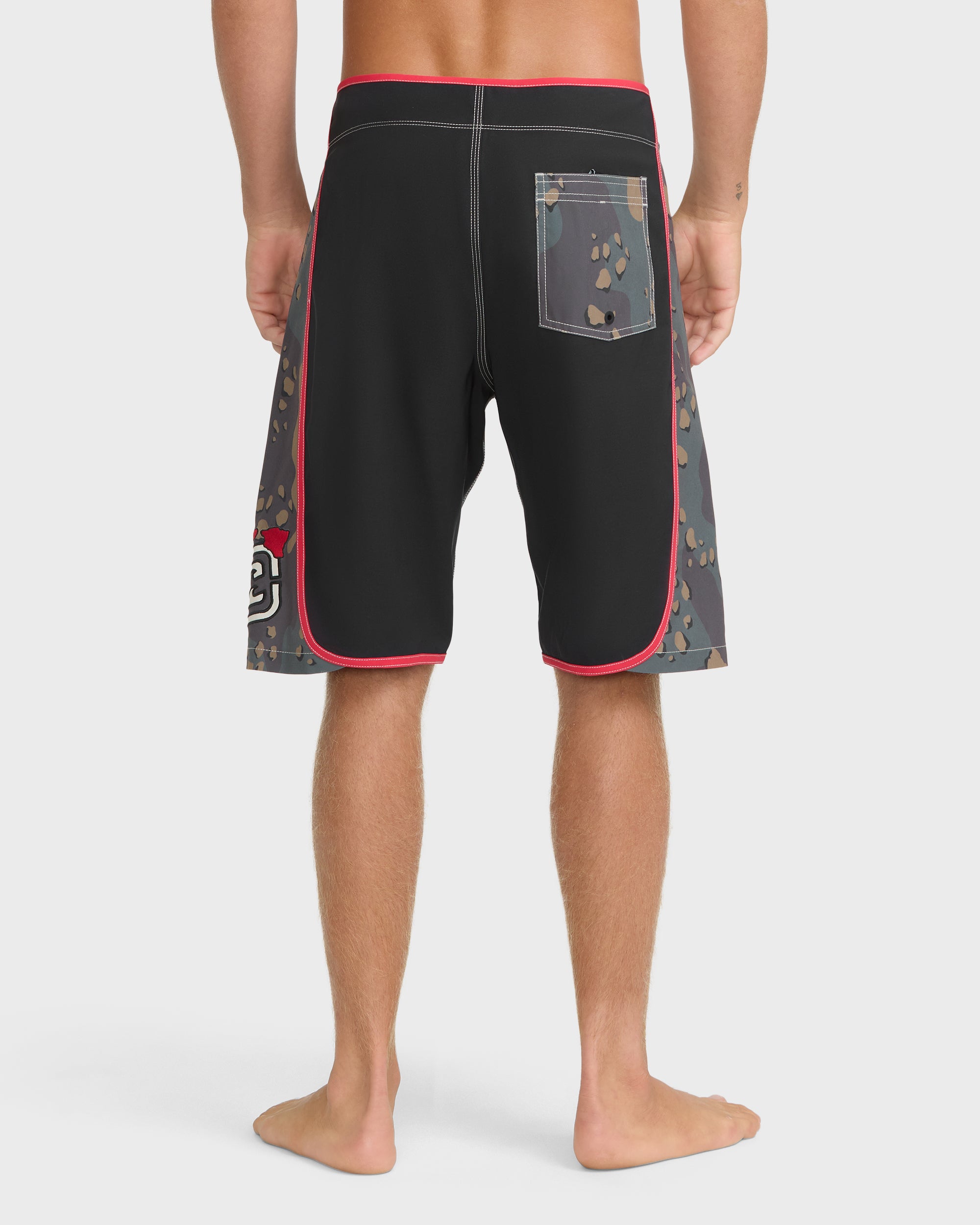 73 Long Bong Hawaii Pro 21" Boardshorts - Black