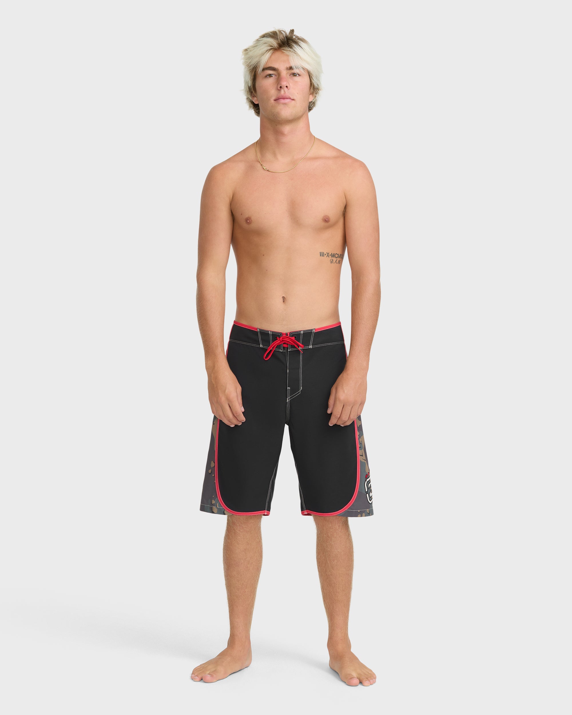 73 Long Bong Hawaii Pro 21" Boardshorts - Black