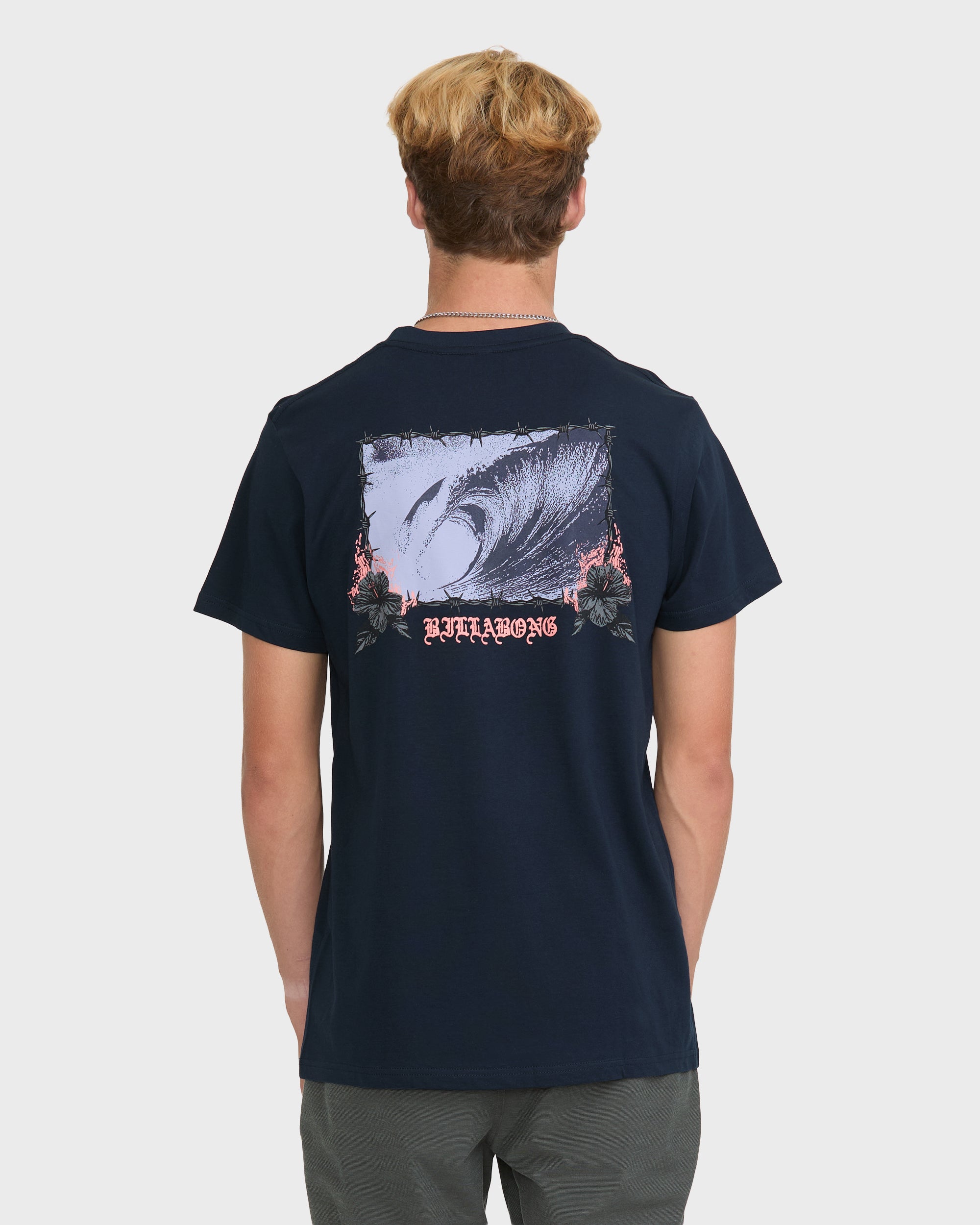 Oahu Hawaii Basic Short Sleeve Knit T-Shirt